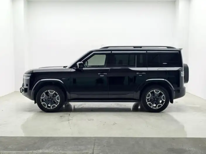 Titan 7 PHEV 2025 Model 200KM 2WD Max Edition