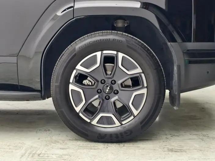 Titan 7 PHEV 2025 Model 200KM 2WD Max Edition – фото 9