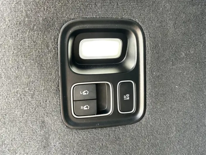 Li Auto L9 2022 Model Max Edition – фото 9