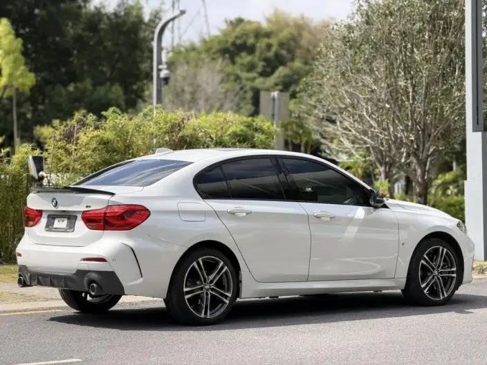 BMW 1 Series 2021 Model Facelift 125i M Sports Night Edition – фото 6