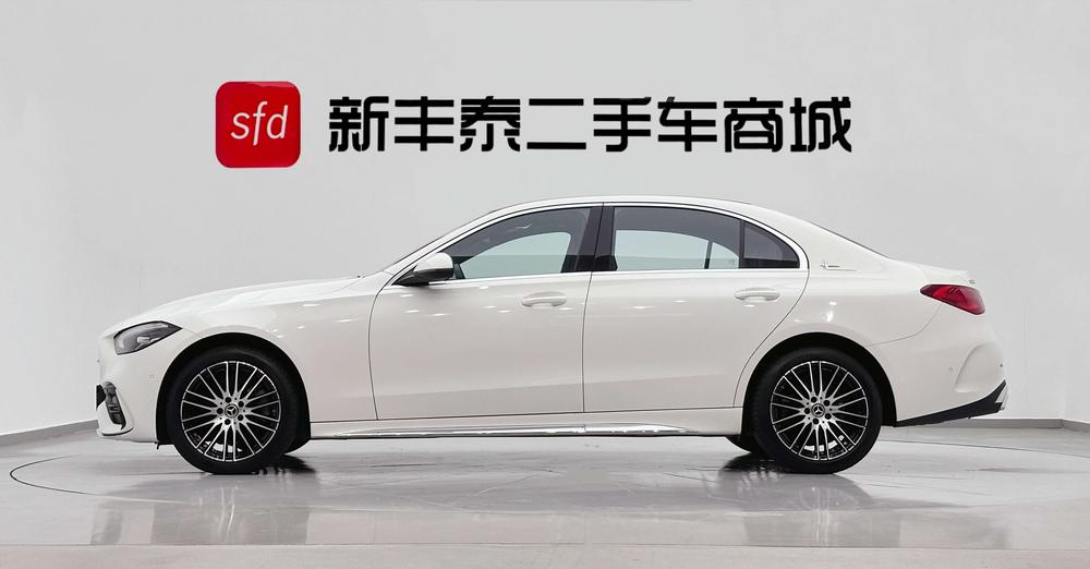 Mercedes-Benz C-Class 2023 C 260 L Sport – фото 3