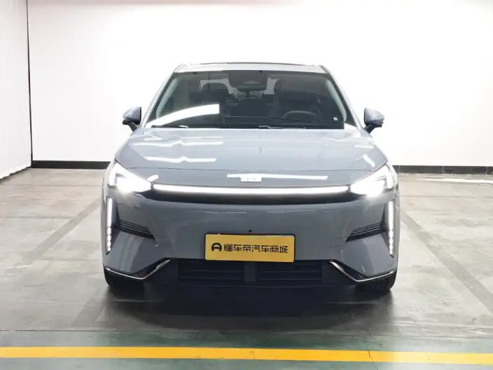 Geely Galaxy L6 2025 Model 1.5 EM-i DHT 140KM Tiggo + Edition