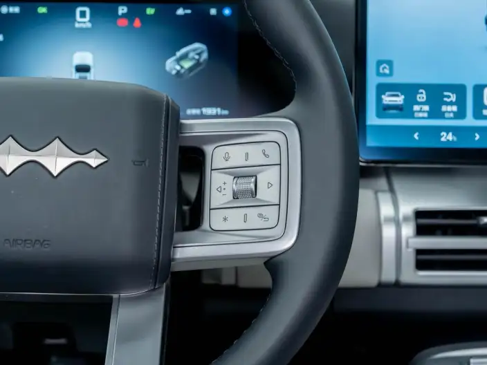 Titan 7 PHEV 2025 Model 190KM 4WD Ultra Edition – фото 7