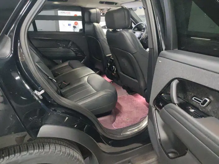 Range Rover Sport 2023 Model 3.0 L6 First Edition Edition – фото 9