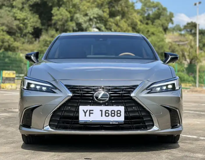 Lexus ES 2025 Model 200 Premium