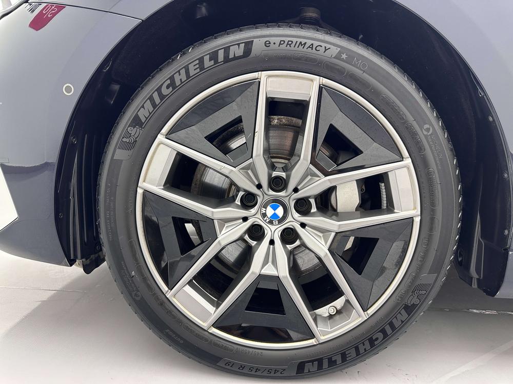 BMW 5 Series 2024 530Li Leader Luxury Package – фото 15