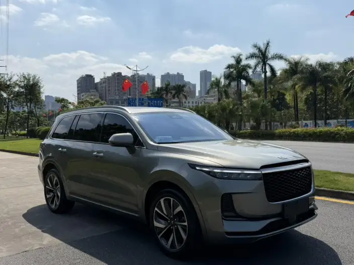 Li Auto ONE 2021 Model Extended Range 6 seat Edition – фото 3