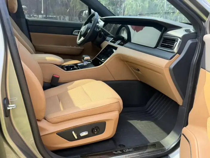 Li Auto ONE 2021 Model Extended Range 6 seat Edition – фото 10