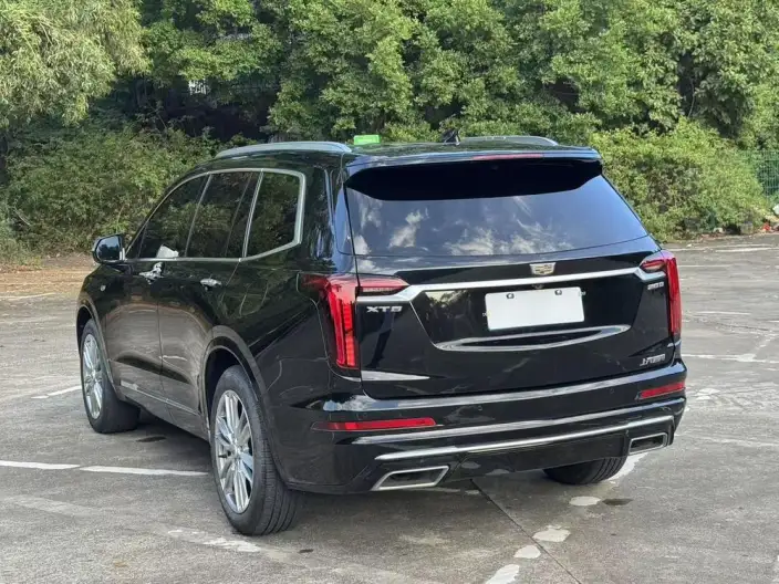 Cadillac XT6 2022 Model 2.0T VI seat 2WD Luxury Model