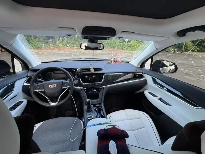 Cadillac XT6 2022 Model 2.0T VI seat 2WD Luxury Model – фото 7