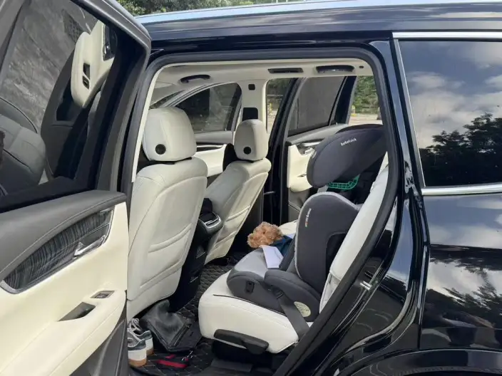 Cadillac XT6 2022 Model 2.0T VI seat 2WD Luxury Model – фото 9