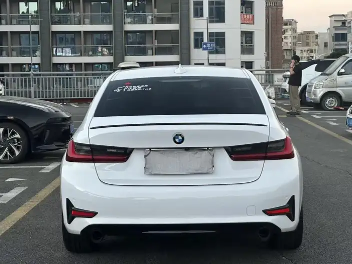 BMW 3 Series 2022 Model 320i Sports Set – фото 5