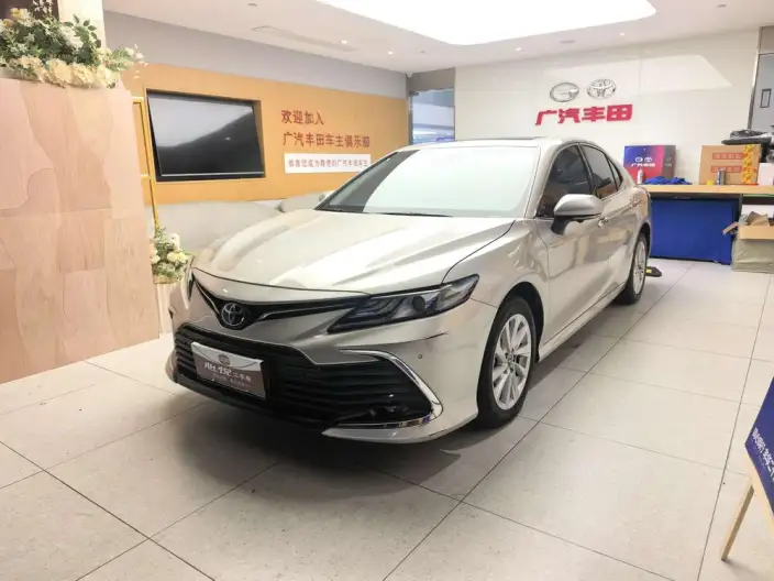 Toyota Camry 2021 Model 2.0G Deluxe Edition – фото 1