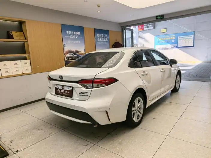 Toyota Levin 2023 Model Hybrid 1.8L Deluxe Edition – фото 6