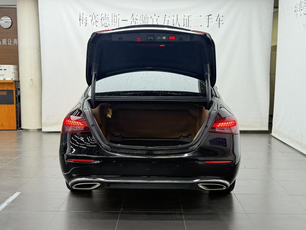 Mercedes-Benz E-Class 2023 E 300 L Luxury Sedan – фото 13