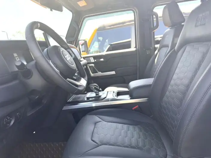 212 T01 2025 Model 2.0T Diesel Edition