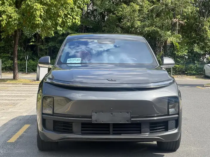 Li Auto L8 2023 Model Pro Edition