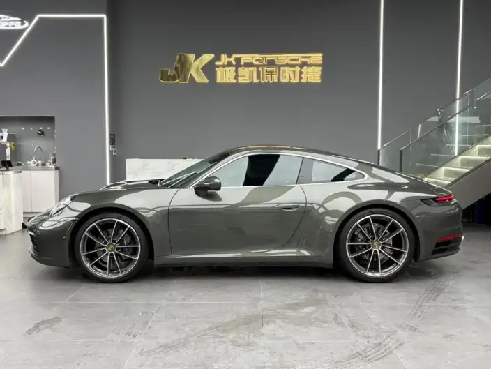 PORSCHE 911 2022 Model Carrera 3.0T