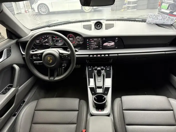 PORSCHE 911 2022 Model Carrera 3.0T – фото 9