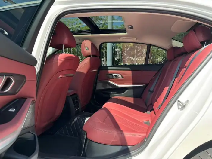 BMW i3 2026 Model Facelift eDrive35L – фото 9
