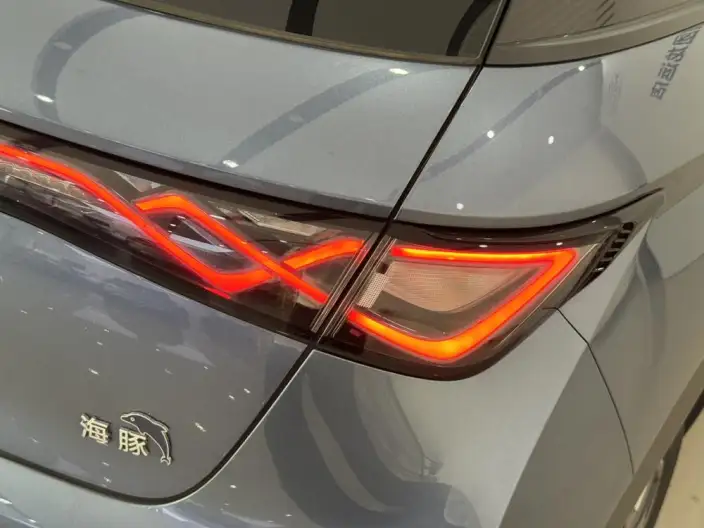 BYD Dolphin 2025 Model 420KM Free Edition – фото 8