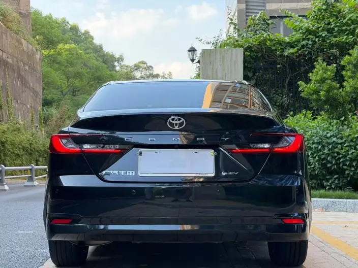 Toyota Camry 2024 Model Hybrid 2.0HGVP Deluxe Edition – фото 5