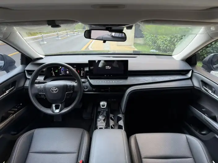 Toyota Camry 2024 Model Hybrid 2.0HGVP Deluxe Edition – фото 8