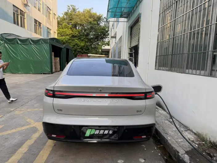 Leapmotor B01 2025 Model 650 Yuexiang Edition – фото 5