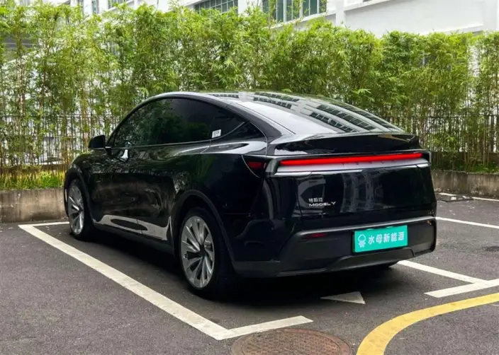 Model Y 2026 Model Rear-wheel drive version – фото 4