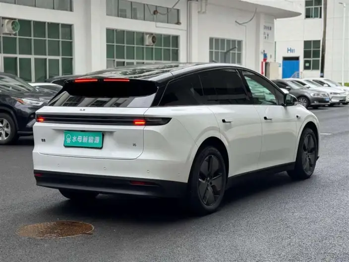 Li Auto i6 2025 Model 2WD Standard Edition – фото 7