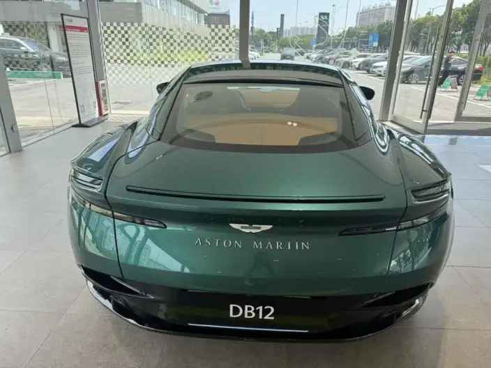 Aston Martin DB12 2024 Model 4.0T V8 Coupe – фото 3