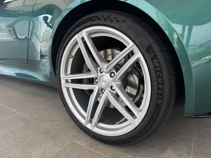 Aston Martin DB12 2024 Model 4.0T V8 Coupe – фото 7