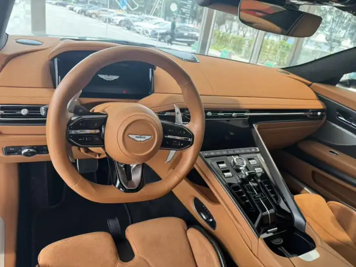 Aston Martin DB12 2024 Model 4.0T V8 Coupe – фото 10