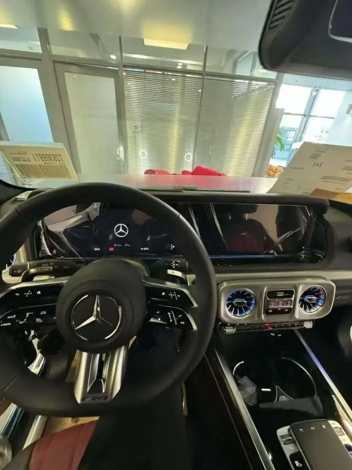 Mercedes-Benz G-Class AMG 2025 Model AMG G 63 – фото 5