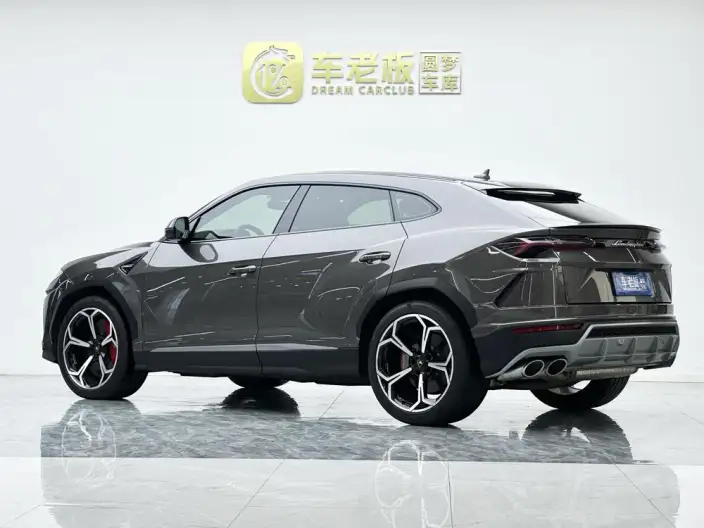Urus 2021 Model 4.0T V8