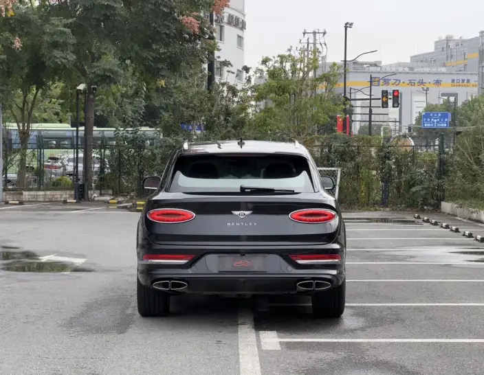 Bentayga 2022 Model 4.0T V8 – фото 6