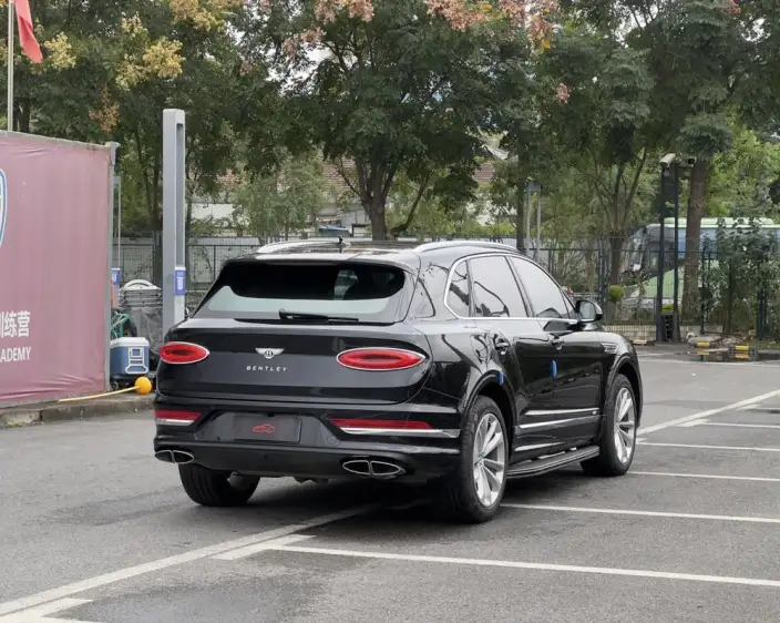 Bentayga 2022 Model 4.0T V8 – фото 7