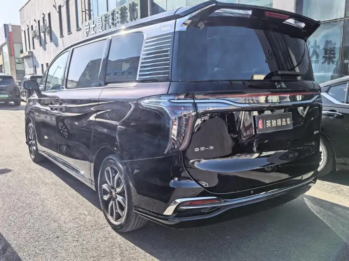 HONGQI HQ9 2022 Model Smart Flag Enjoy Edition
