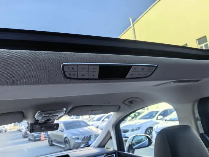 HONGQI HQ9 2022 Model Smart Flag Enjoy Edition – фото 7