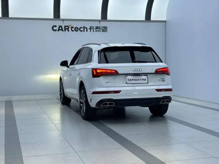 Audi Q5L 2024 Model 40TFSI Luxury Dynamic Model