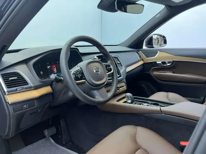 Volvo XC90 2023 Model B5 Zhixing Deluxe Edition 5 seat – фото 8