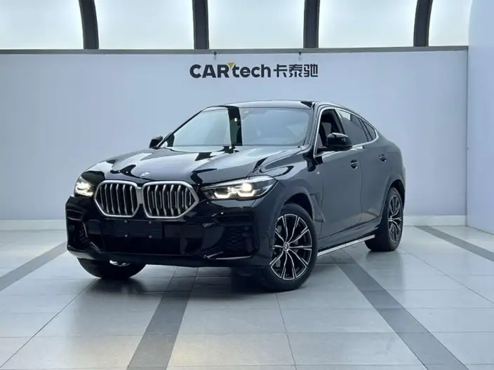 BMW X6 2022 Model xDrive30i M Sports Set