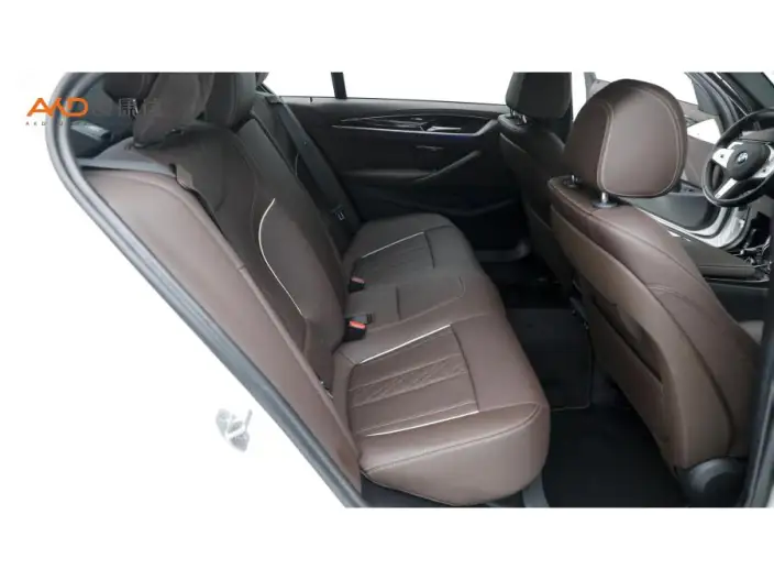 BMW 5 Series 2022 Model Facelift II 525Li M Sports Set – фото 9