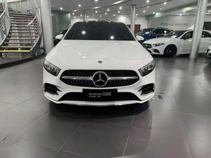 Mercedes-Benz A-class 2022 Model A 200 L Sports sedan Fashion Edition