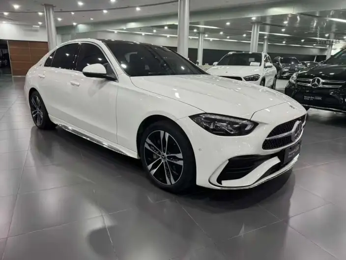 Mercedes-Benz C-Class PHEV 2024 Model C 350 eL