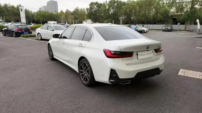 BMW 3 Series 2023 Model 325Li M Sports Set – фото 5