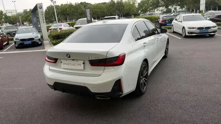 BMW 3 Series 2023 Model 325Li M Sports Set – фото 7