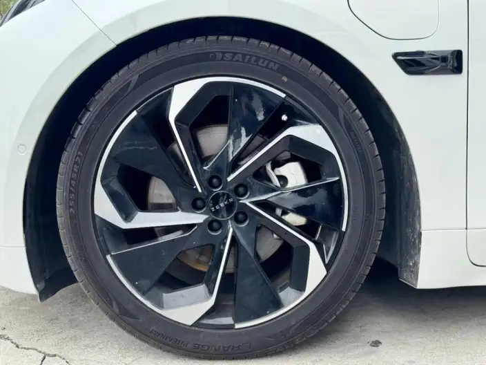 ZEEKR 001 2023 Model WE Edition 86kWh 4WD – фото 7