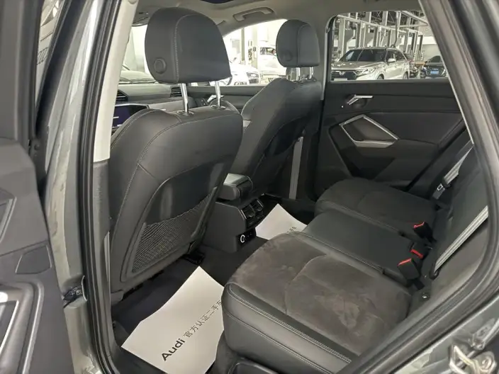AUDI Q3 2023 Model 35 TFSI Fashion Dynamic Model 1.5T – фото 9