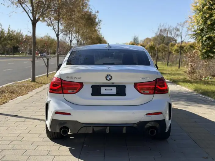 BMW 1 Series 2021 Model 120i M Sports Night Edition – фото 5